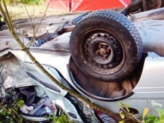 Biłgoraj: tragiczny wypadek. Renault zderzyło się z dwoma BMW, nie żyje 17-latek