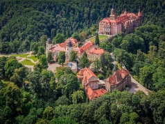 Szczątki Hochbergów w nieoczekiwanym miejscu. To oni władali zamkiem Książ