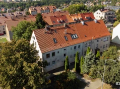 Mieszkańcy z ewakuowanej kamienicy niepewni przyszłości