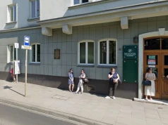 Miało być więcej zieleni na przystankach. W dwa lata przybyło niewiele ponad 170 drzew