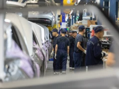 Polacy pracują dłużej niż Niemcy, a produkują mniej. W czym jesteśmy gorsi?