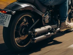 Cruiser dla tych, którzy nie chcą walczyć ze sprzęgłem. Wygląda na znacznie droższy