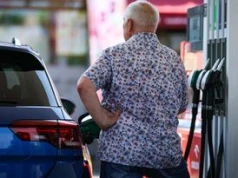 Ostatni dzień tak taniego tankowania. Koniec promocji i zmierzch CPN. Podwyżka będzie sroga