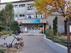 Czy Krakowowi zabraknie pieniędzy na pensje w szkołach? Miasto odpowiada: będzie wiadomo po wrześniu