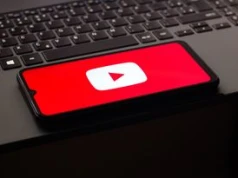YouTube może dostać interfejs Liquid Glass na iOS-ie