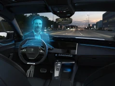 Stellantis chce posadzić hologram za kierownicą. Kierowcy nie będzie, ale pasażer ma go zobaczyć