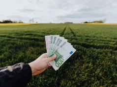 Praca w Niemczech 2026. Ile naprawdę można odłożyć po odliczeniu kosztów?