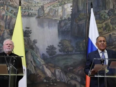 Szef dyplomacji Watykanu: Mamy otwarty kanał kontaktowy z ministrem Ławrowem