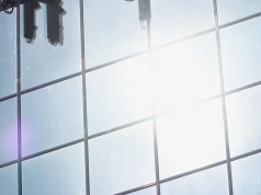 Fale upałów coraz większym wyzwaniem dla szkół. Budynki trzeba dostosować do cieplejszego klimatu
