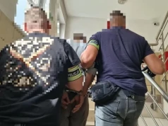 Uwięził młodą parę w opuszczonej hali. 20-latce złamał nos, jej partnera pobił