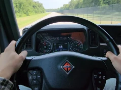 Prędkość dla ciężarówek wzrosła do 128 km/h – Idaho tłumaczy to bezpieczeństwem