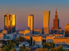 Rekordowa liczba niesprzedanych mieszkań w Warszawie. Deweloperzy zasypali rynek ofertami