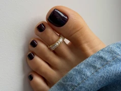 Smoky amethyst i vampy red. Odkrywam najpiękniejszy pedicure na wrzesień