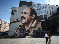 Wizerunek Andrzeja Zauchy na ścianie kamienicy. W Krakowie powstał wyjątkowy mural