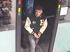 Policja szuka tych mężczyzn. Mogą mieć związek z pobiciem w Bielsku-Białej