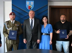 Uratowali 92-latkę z płonącego domu. Bohaterska postawa mieszkańców powiatu bełchatowskiego