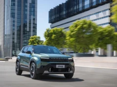Jeep Avenger 1.2 Turbo vs Avenger e-Hybrid – Czy warto dopłacić do małego silnika elektrycznego w aucie miejskim?