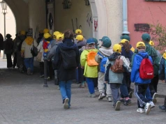 Twoje dziecko może trafić na nielegalne kolonie. Sprawdź to, zanim wsiądzie do autokaru