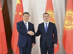 Xi Jinping spotkał się z prezydentem Kirgistanu Sadyrem Dżaparowem