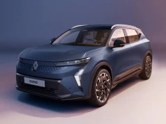 Nowy Renault Scenic E-Tech przechodzi zmiany. Większy zasięg i nowe funkcje