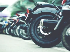Motocykl 125 czy większa pojemność? Kiedy warto pójść krok dalej