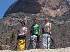Bańczyk, Müller i Pałka wytyczają „Pole pole” (8a, 350 m) na Mount Poi w Kenii