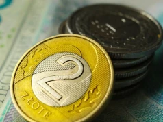 Maturzyści muszą pamiętać o ważnym terminie. ZUS ostrzega przed utratą pieniędzy