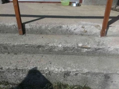 Betonowe schody zewnętrzne. Jak naprawić uszkodzenia?