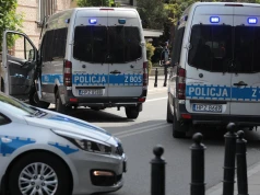 Policja: Pijana kobieta szarpała za włosy 13-latkę z Ukrainy. "Nie potrafiła wyjaśnić"