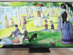 Ten telewizor chce zniknąć ze ściany. Ma się liczyć tylko piękno