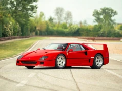 Wymarzone Ferrari Lewisa Hamiltona. F40 czekało na niego przez trzy dekady