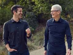 Koniec pewnej ery w Apple. Tim Cook oddaje stery, które przejmuje John Ternus