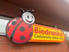 Biedronka odpaliła gigantyczne promocje. Gratisy, drugi produkt za 1 zł i kawa o połowę taniej