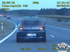 Pościg na S17 za BMW. Za kierownicą 16-latek bez prawa jazdy, po alkoholu, na lewych tablicach