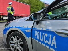 Policjant zdradza, na co zwraca uwagę, wybierając auto do kontroli. Sześć „czerwonych flag”