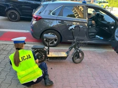 Wietnamczyk dostarczał jedzenie i jeździł po Powiślu "hulajnogą", która mogła rozpędzić się do ponad 50 km/h. Wiemy, jak się tłumaczył