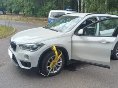 Dwaj kierowcy w Katowicach chcieli odjechać z blokadą na kołach. Zapłacą nie tylko mandat