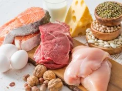 Proteinowe produkty opanowały sklepowe półki. Ile tak naprawdę powinieneś jeść białka?