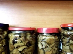 Dobra zalewa do grzybów. Są jędrne, aromatyczne i nieprzesadnie kwaśne