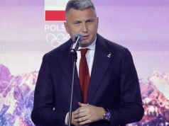 Media: Żona-modelka posła PIS zatrudniona w PKOl. Za zadawnie pytań - blokada