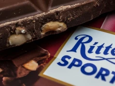 Ritter Sport okleja czekoladę. Wyjaśniamy, co musi zakryć i dlaczego