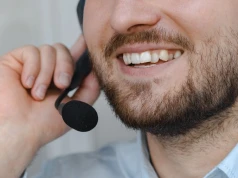 „Tylko umawiali spotkania”. UOKiK uznał, że to telemarketing i nałożył wysoką karę