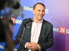 Sikorski: Znacząco zredukować liczbę rosyjskich dyplomatów w Europie