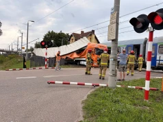 Pociąg PKP Intercity zderzył się z ciężarówką
