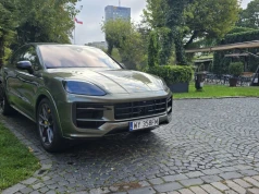 Jeździłem genialnym Porsche z gatunku tych wymierających. Cayenne GTS powinno trafić pod ochronę