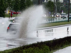 Nadciąga ulewa. IMGW ostrzega mieszkańców 10 powiatów Warmii i Mazur