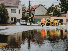 Ulewne deszcze i powodzie sprzyjają zakażeniom. Europa ma luki w systemie nadzoru