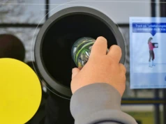 15 tys. zł na fikcyjnych zwrotach butelek. Pracownik sklepu wykorzystał system kaucyjny