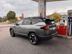 Nowa Dacia Bigster Hybrid-G 150 4×4 – ile LPG zmieści się w baku? Sprawdziliśmy