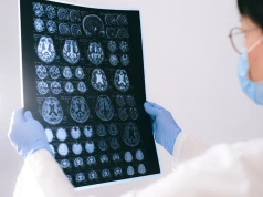 Nowa terapia „odblokowuje się” w guzie. Ma precyzyjniej niszczyć komórki nowotworowe
